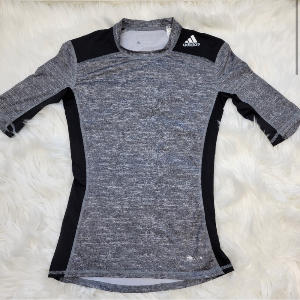 Adidas teckfit sport compresion shirt